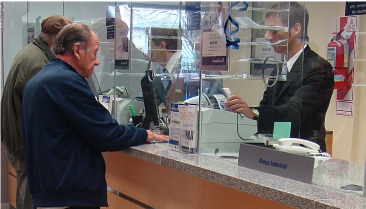 LOS BANCOS ABRIRAN ESTE VIERNES