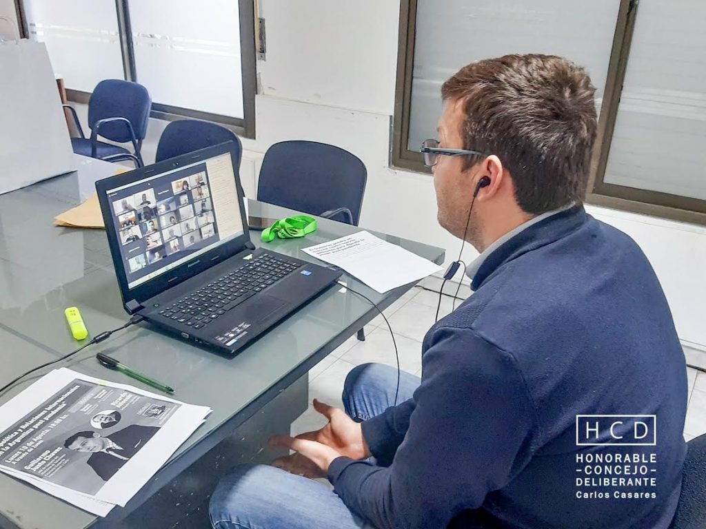 GEMELLI EN IMPORTANTE CHARLA CON EL JEFE DE GABINETE DE CANCILLERIA Y EMBAJADORES