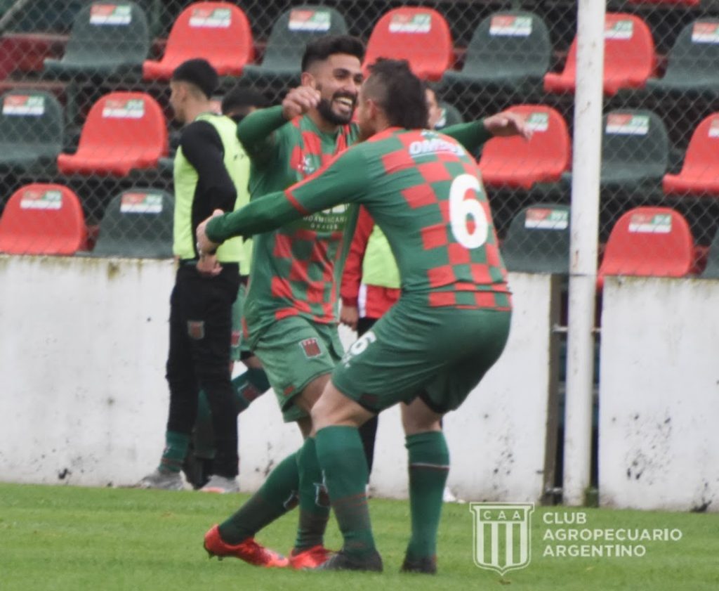 Agro superó a Temperley y sigue cerca a los de arriba