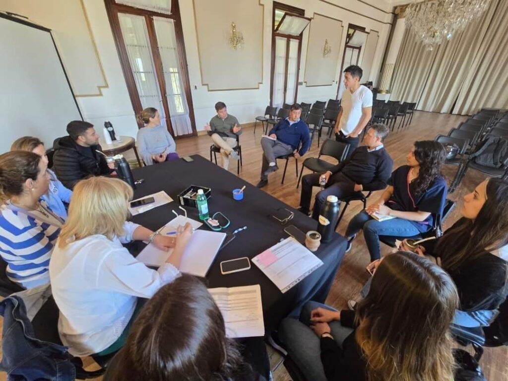 BARRIO 144 VIVIENDAS