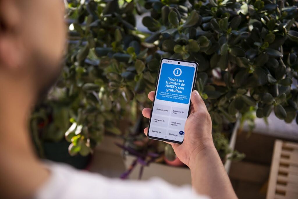 Para prevenir estafas telefónicas y virtuales