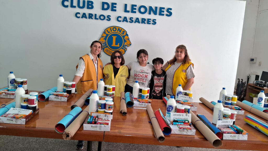 CLUB DE LEONES