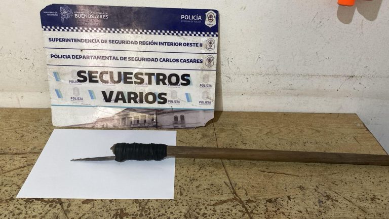 DENUNCIA DE UN VECINO